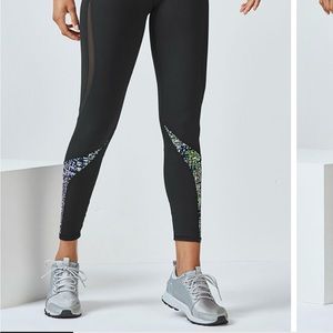 Fabletics never worn women’s legging (Kelly matrix print) size xl